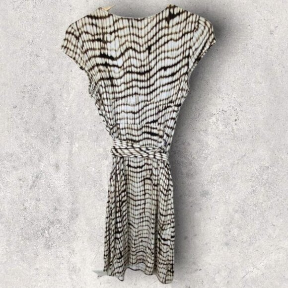 Ann Taylor Animal Print Wrap Dress Midi Belt‎ Tie Waist XS Brown White V-Neck - Picture 8 of 15